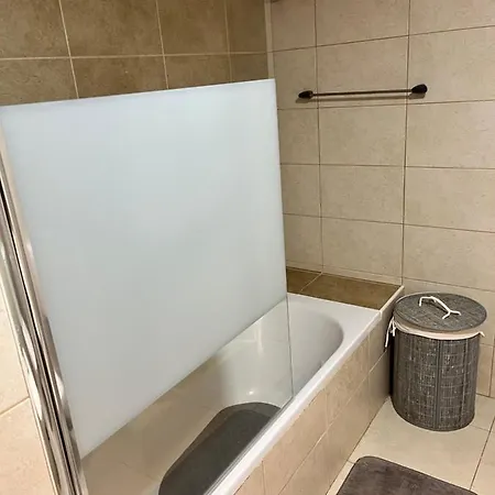 Cabanas Garden Apartment *